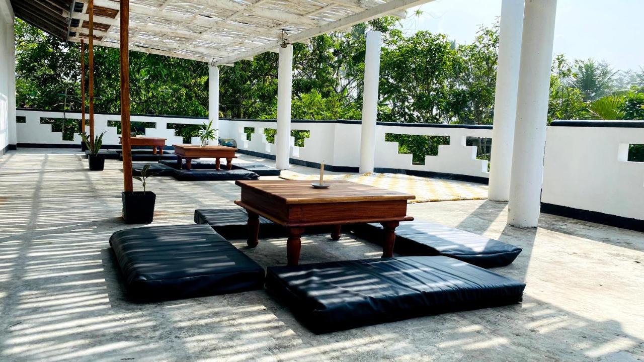 Madiha Surf House Lanka Hotel Matara Eksteriør billede