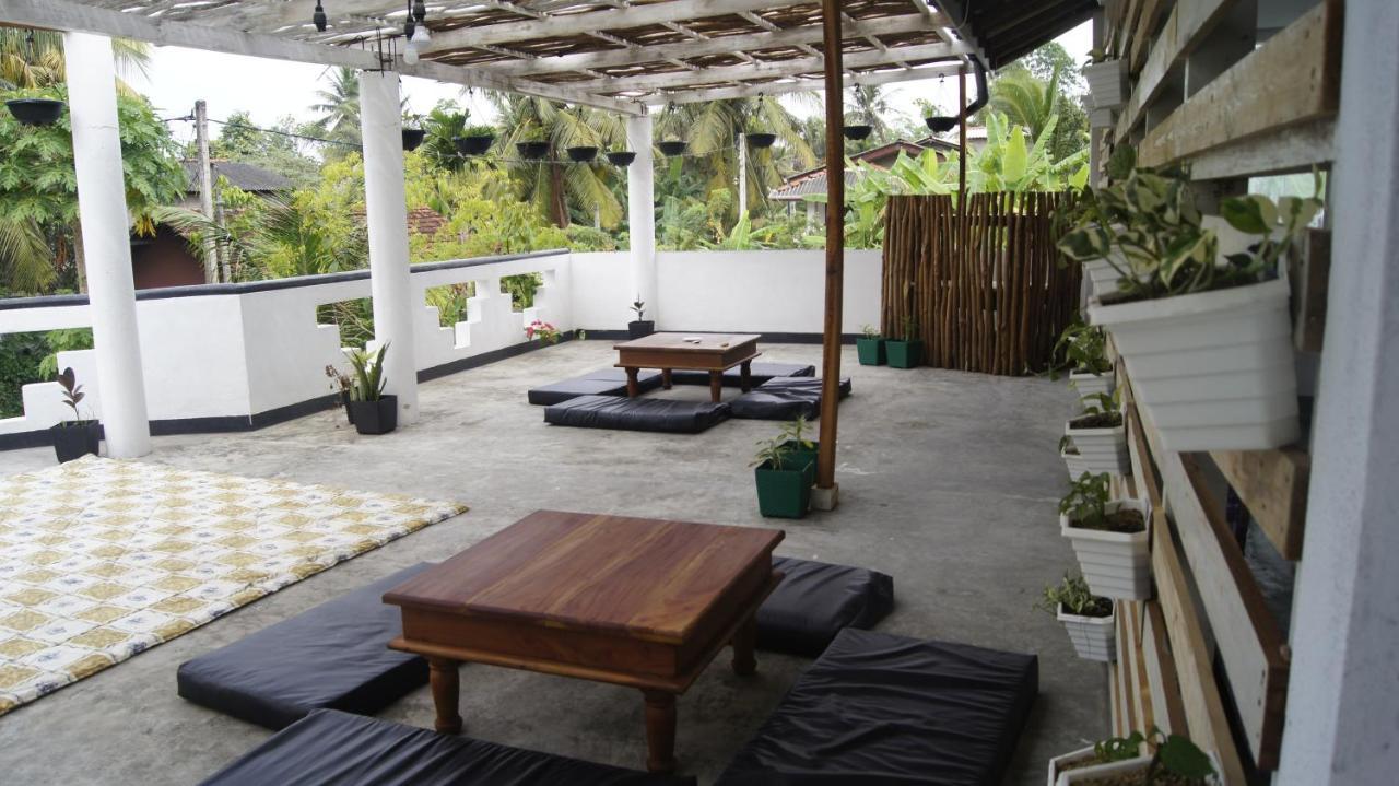 Madiha Surf House Lanka Hotel Matara Eksteriør billede